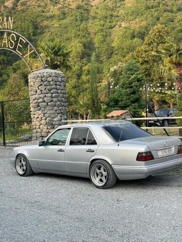 Mercedes E 300 1993, 600,000 km - 3.0 л - Mingəçevir