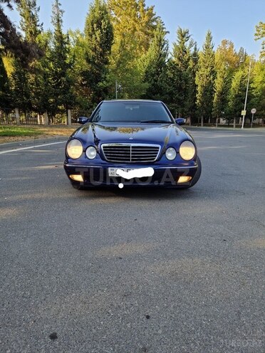 Mercedes E 240 2000, 390,000 km - 2.6 l - Mingəçevir