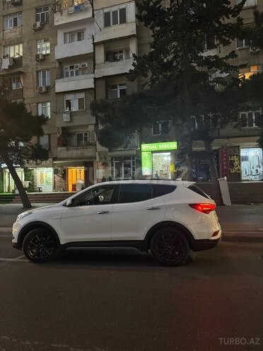 Hyundai Santa Fe 2017, 198,000 km - 2.0 л - Bakı