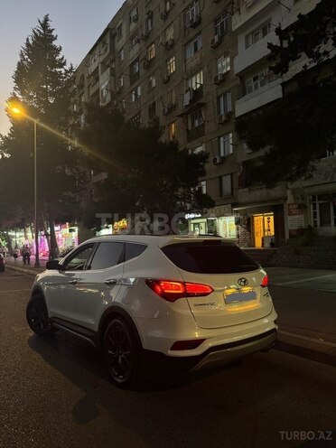 Hyundai Santa Fe 2017, 198,000 km - 2.0 л - Bakı