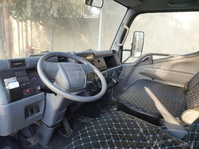 Mitsubishi Fuso Canter 2009, 175,000 km - 2.8 l - Bakı