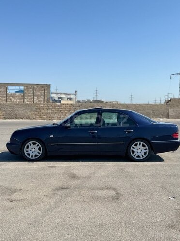 Mercedes E 320 1997, 250,486 km - 3.2 l - Bakı