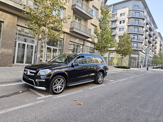 Mercedes GL 400 4MATIC 2015, 180,000 km - 3.0 l - Bakı