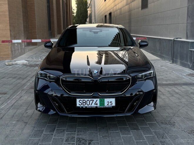 BMW 520 2024, 17,000 km - 2.0 l - Bakı