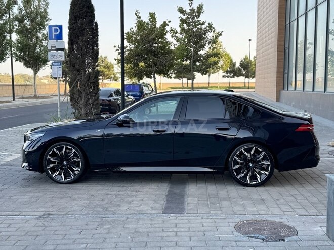 BMW 520 2024, 17,000 km - 2.0 l - Bakı