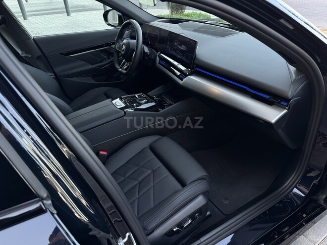 BMW 520 2024, 17,000 km - 2.0 l - Bakı
