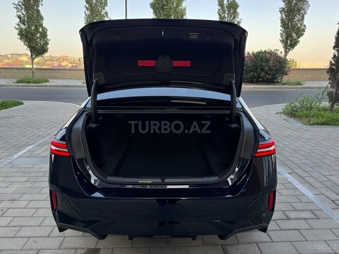 BMW 520 2024, 17,000 km - 2.0 l - Bakı