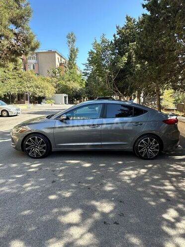 Hyundai Elantra 2017, 186,000 km - 2.0 л - Bakı