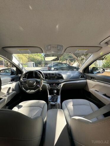 Hyundai Elantra 2017, 186,000 km - 2.0 л - Bakı