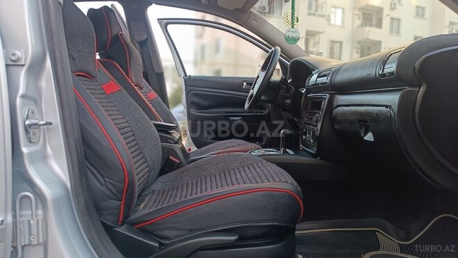 Volkswagen Passat 2002, 285,578 km - 1.8 l - Bakı