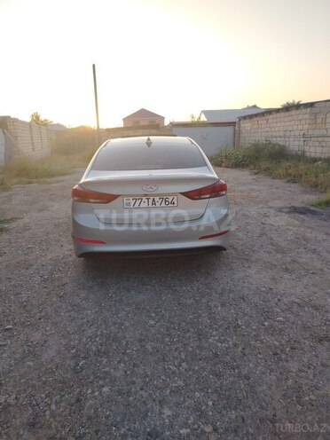 Hyundai Elantra 2017, 134,000 km - 2.0 l - Bakı