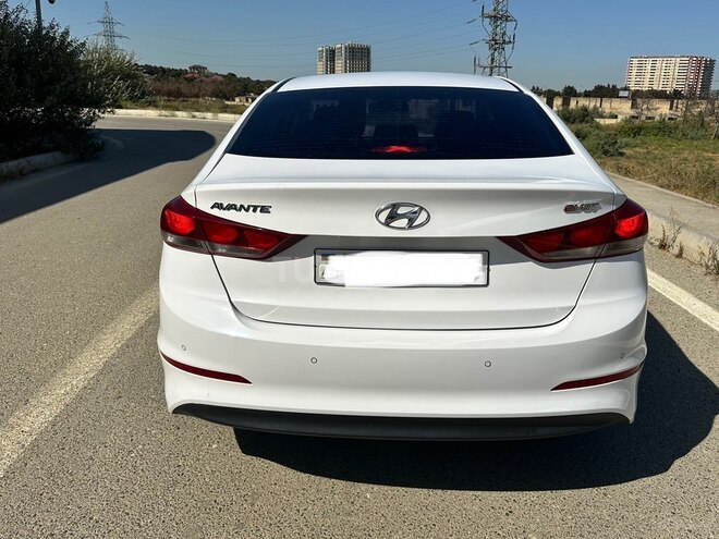 Hyundai Avante 2015, 162,600 km - 1.6 л - Bakı