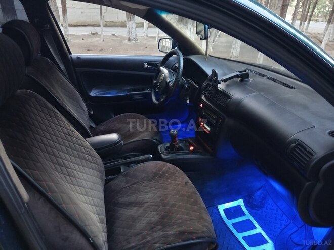 Volkswagen Passat 1998, 235,488 km - 2.0 l - Sumqayıt