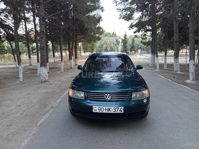 Volkswagen Passat 1998, 235,488 km - 2.0 l - Sumqayıt