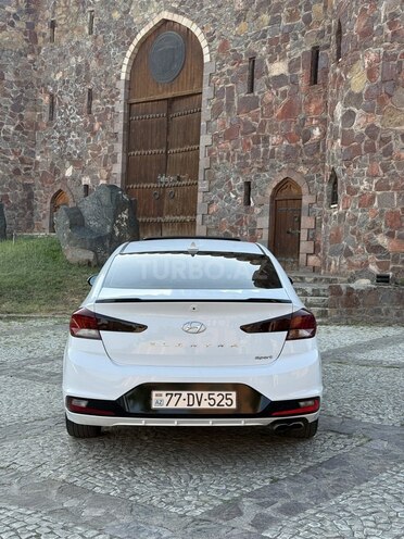 Hyundai Elantra 2019, 197,949 km - 1.6 л - Tovuz