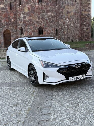 Hyundai Elantra 2019, 197,949 km - 1.6 л - Tovuz