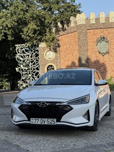 Hyundai Elantra 2019, 197,949 km - 1.6 л - Tovuz