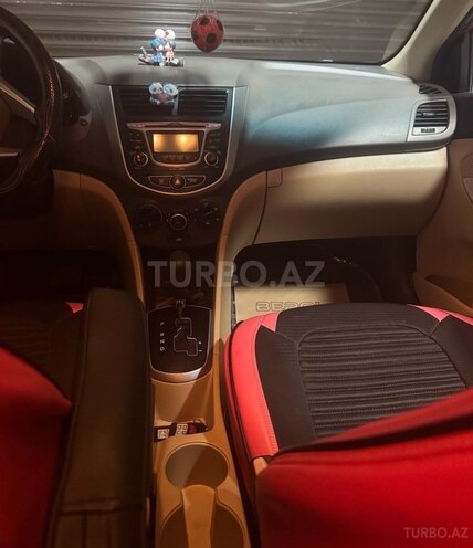 Hyundai Accent 2013, 210,763 km - 1.6 l - Bakı