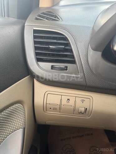 Hyundai Accent 2013, 210,763 km - 1.6 l - Bakı