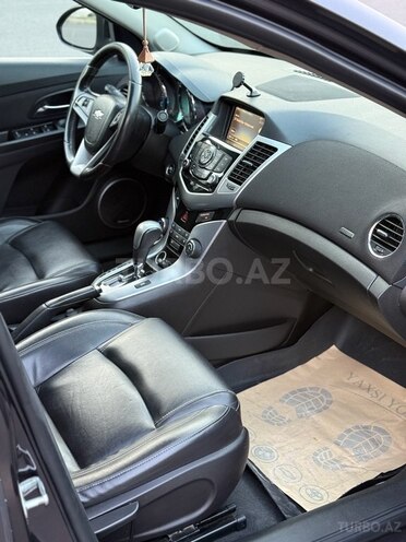 Chevrolet Cruze 2015, 135,000 km - 1.4 l - Gəncə