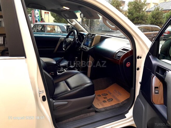 Toyota Land Cruiser Prado 2011, 122,984 km - 2.7 l - Bakı