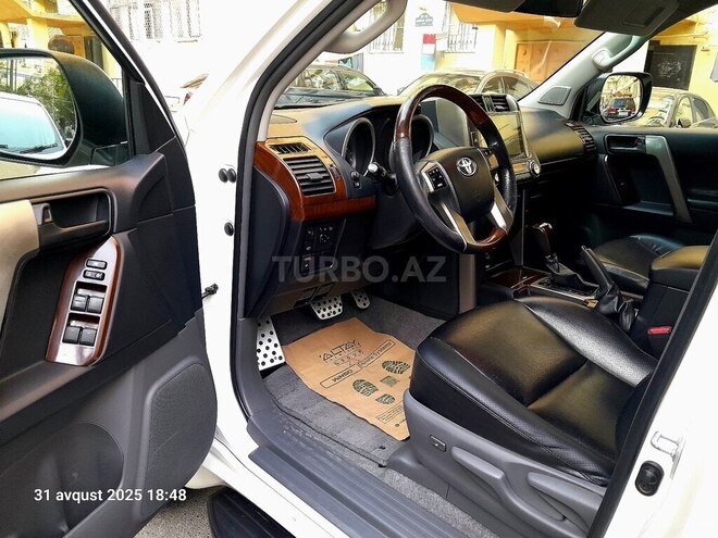 Toyota Land Cruiser Prado 2011, 122,984 km - 2.7 l - Bakı