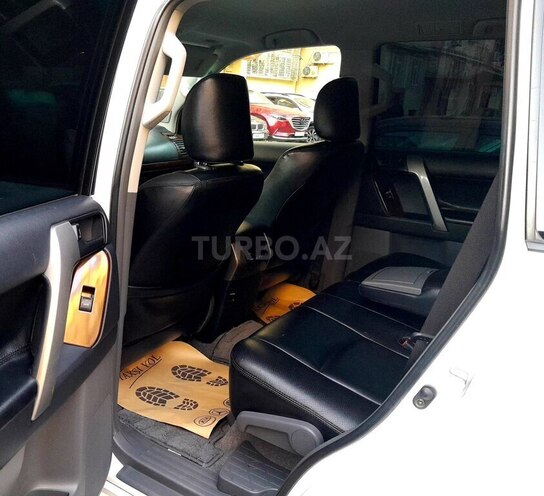 Toyota Land Cruiser Prado 2011, 122,984 km - 2.7 l - Bakı
