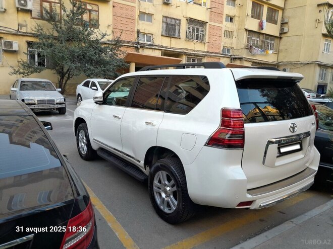 Toyota Land Cruiser Prado 2011, 122,984 km - 2.7 l - Bakı