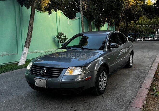 Volkswagen Passat 2003, 245,736 km - 1.8 l - Bakı