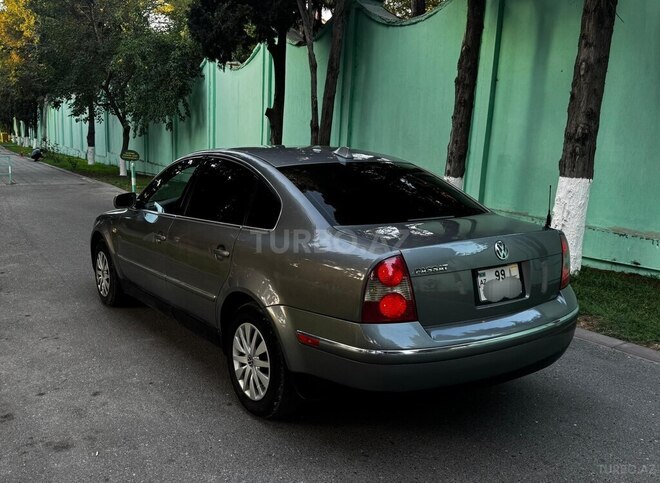 Volkswagen Passat 2003, 245,736 km - 1.8 l - Bakı