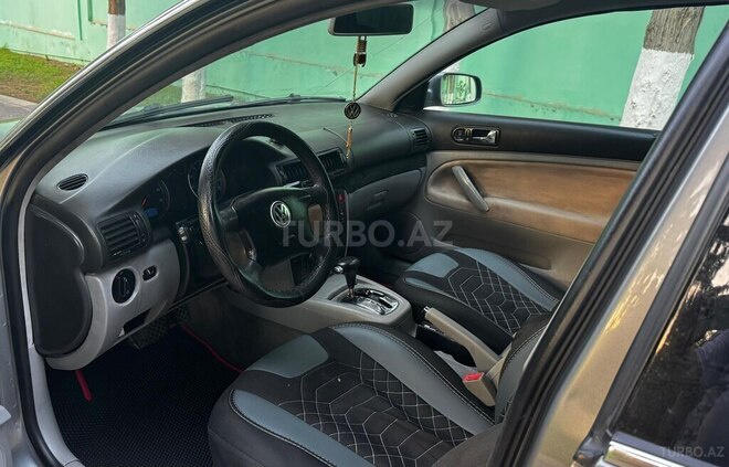 Volkswagen Passat 2003, 245,736 km - 1.8 l - Bakı