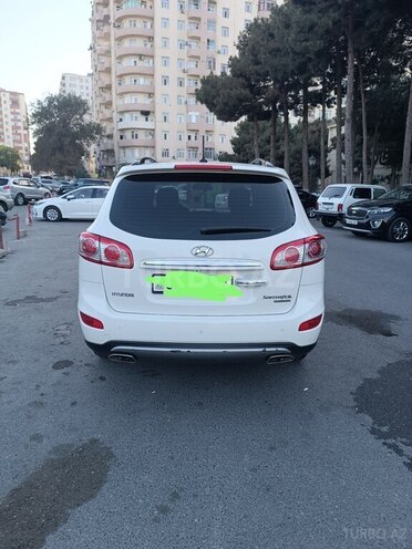 Hyundai Santa Fe-5