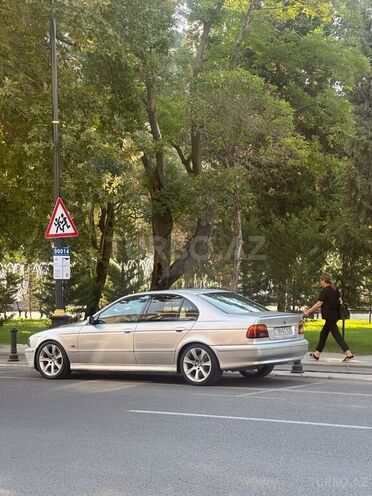 BMW 535 2001, 419,061 km - 3.5 l - Bakı
