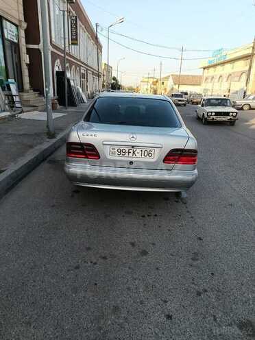 Mercedes E 240 2000, 340,000 km - 2.6 l - Qusar