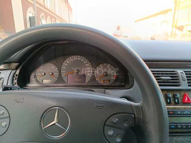 Mercedes E 240 2000, 340,000 km - 2.6 l - Qusar