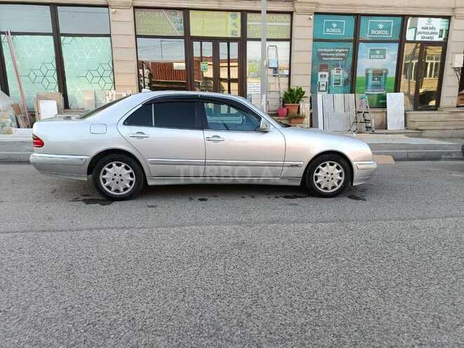 Mercedes E 240 2000, 340,000 km - 2.6 l - Qusar