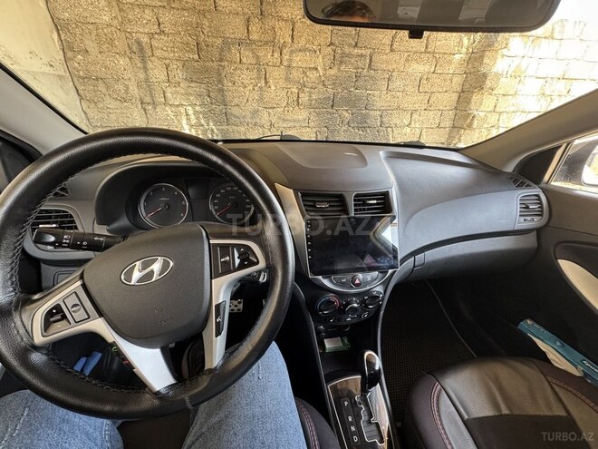 Hyundai Accent 2013, 290,000 km - 1.6 l - Bakı