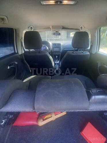 Volkswagen Polo 2011, 200,000 km - 1.4 l - Bakı