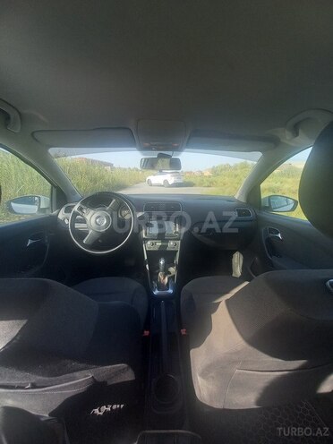 Volkswagen Polo 2011, 200,000 km - 1.4 l - Bakı