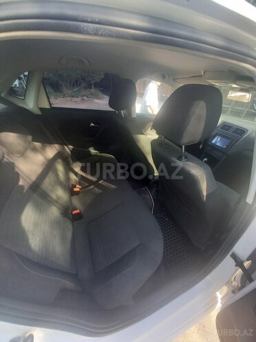 Volkswagen Polo 2011, 200,000 km - 1.4 l - Bakı