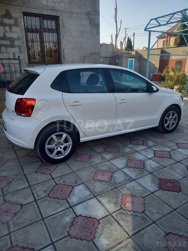 Volkswagen Polo 2011, 200,000 km - 1.4 l - Bakı