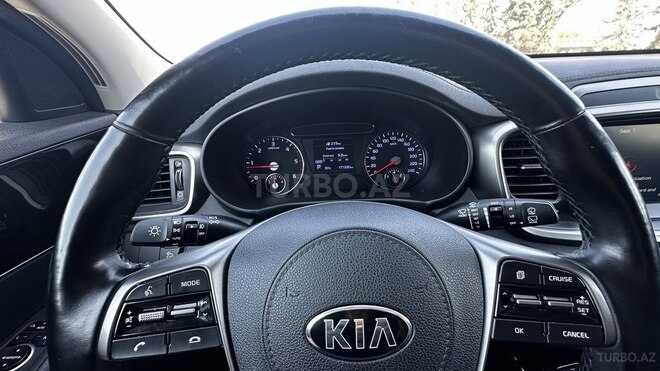 Kia Sorento 2018, 171,000 km - 2.0 l - Yevlax