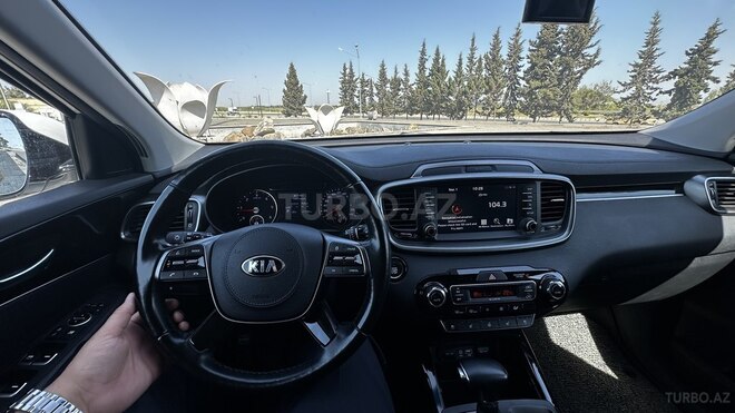 Kia Sorento 2018, 171,000 km - 2.0 l - Yevlax