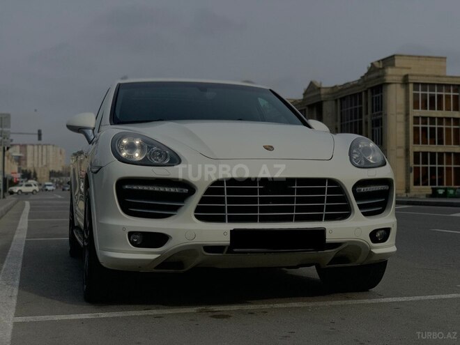 Porsche Cayenne Turbo 2010, 145,000 km - 4.8 l - Bakı