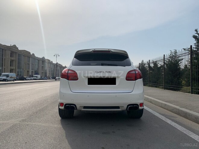 Porsche Cayenne Turbo 2010, 145,000 km - 4.8 l - Bakı