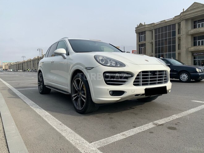 Porsche Cayenne Turbo 2010, 145,000 km - 4.8 l - Bakı