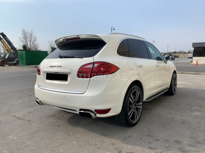 Porsche Cayenne Turbo 2010, 145,000 km - 4.8 l - Bakı