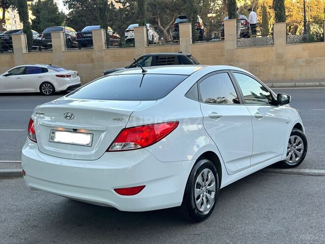 Hyundai Accent 2016, 155,000 km - 1.6 l - Bakı