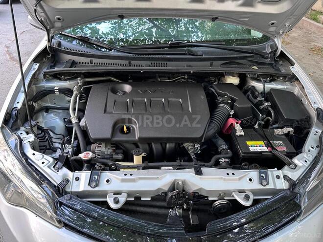 Toyota Corolla 2017, 209,215 km - 1.8 l - Bakı