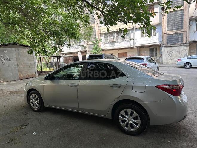 Toyota Corolla 2017, 209,215 km - 1.8 l - Bakı